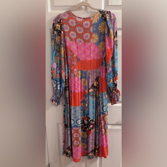 Spell ChaCha Midi dress - Picture 10 of 16